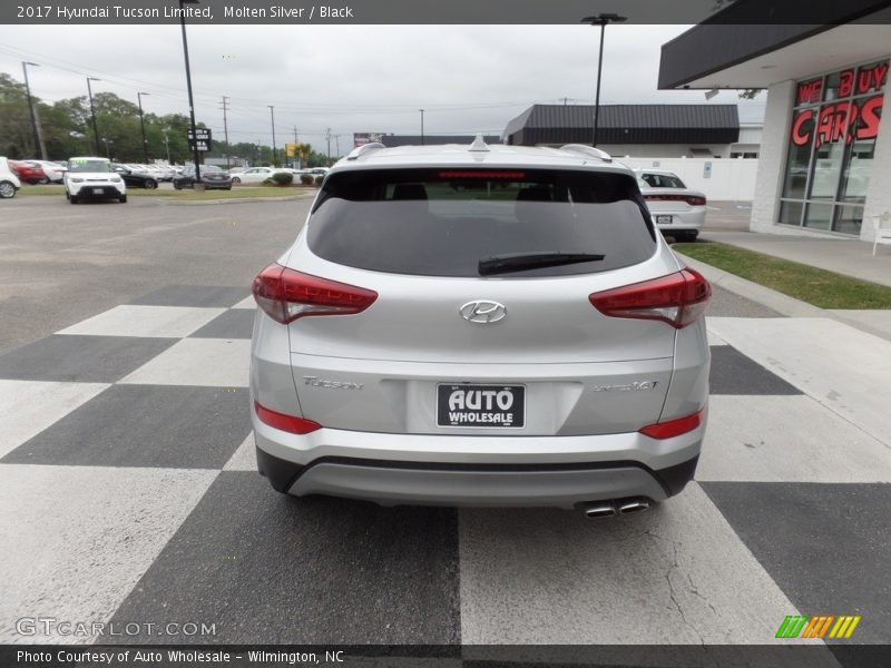 Molten Silver / Black 2017 Hyundai Tucson Limited