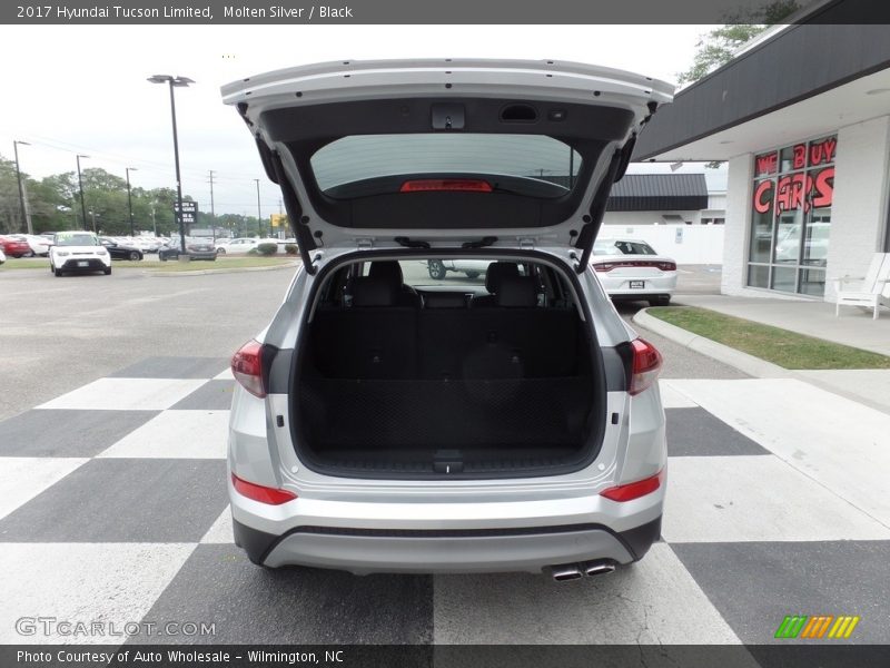 Molten Silver / Black 2017 Hyundai Tucson Limited