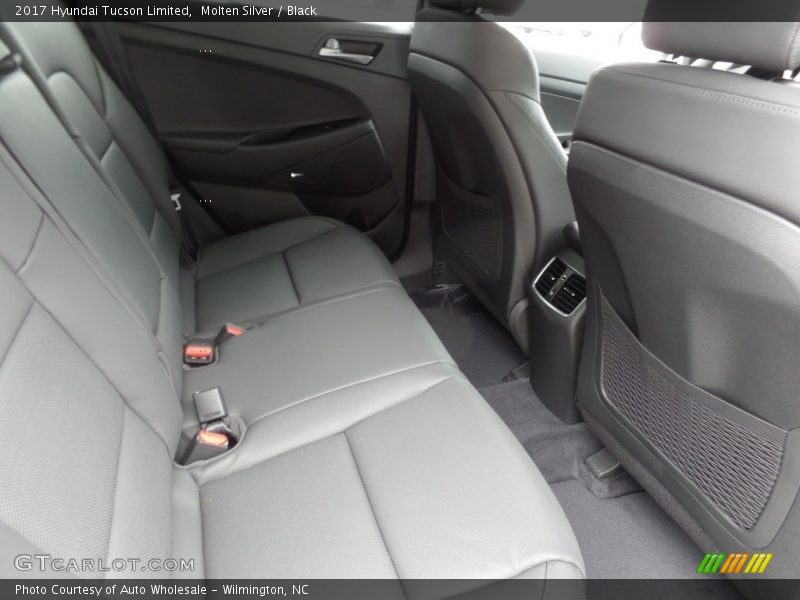 Molten Silver / Black 2017 Hyundai Tucson Limited