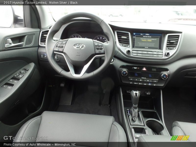Molten Silver / Black 2017 Hyundai Tucson Limited
