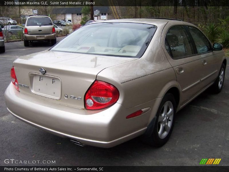 Sunlit Sand Metallic / Blond 2000 Nissan Maxima GLE