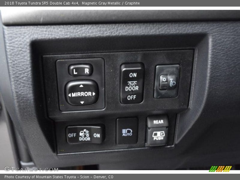 Magnetic Gray Metallic / Graphite 2018 Toyota Tundra SR5 Double Cab 4x4