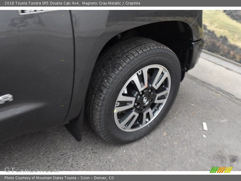 Magnetic Gray Metallic / Graphite 2018 Toyota Tundra SR5 Double Cab 4x4
