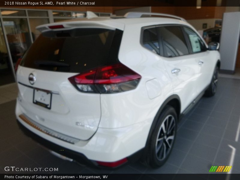 Pearl White / Charcoal 2018 Nissan Rogue SL AWD