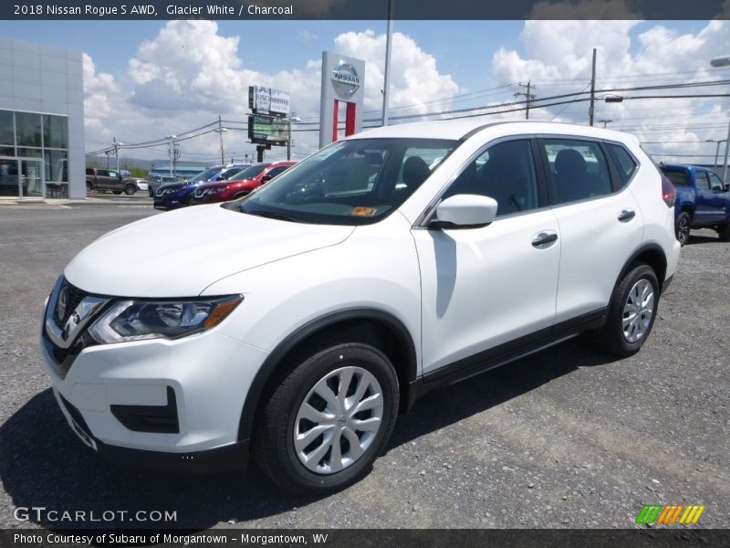 Glacier White / Charcoal 2018 Nissan Rogue S AWD
