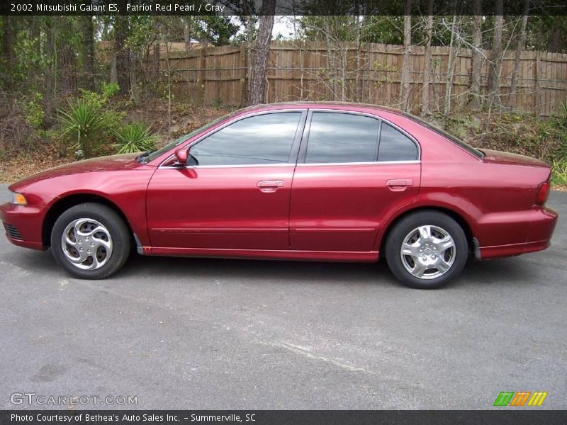Patriot Red Pearl / Gray 2002 Mitsubishi Galant ES