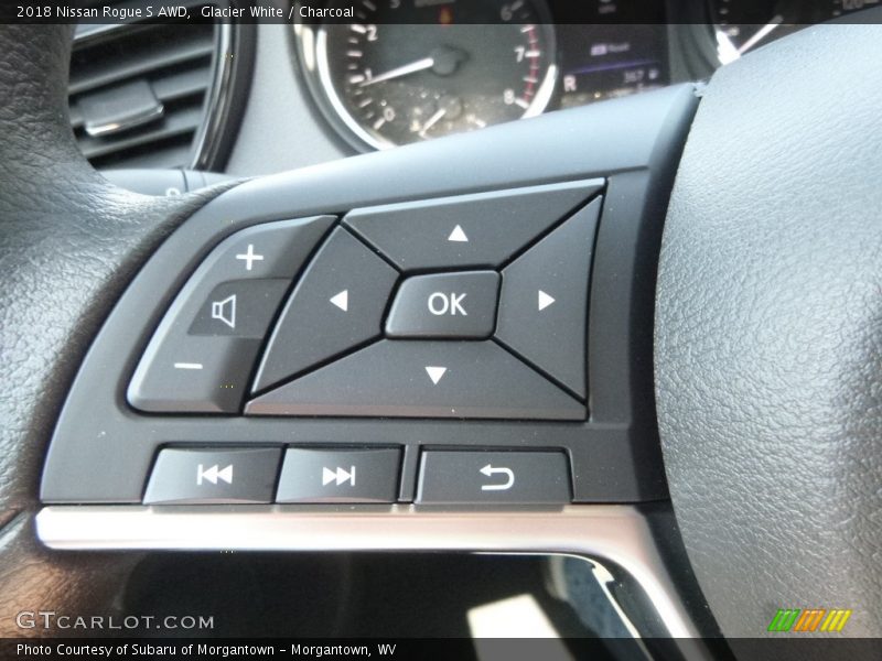 Glacier White / Charcoal 2018 Nissan Rogue S AWD