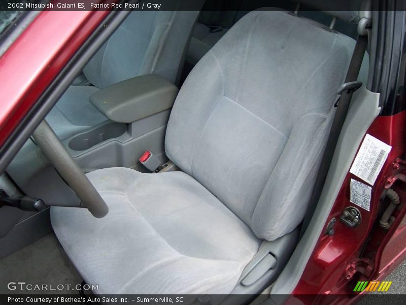 Patriot Red Pearl / Gray 2002 Mitsubishi Galant ES