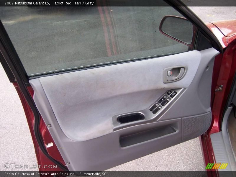 Patriot Red Pearl / Gray 2002 Mitsubishi Galant ES