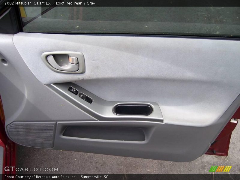 Patriot Red Pearl / Gray 2002 Mitsubishi Galant ES