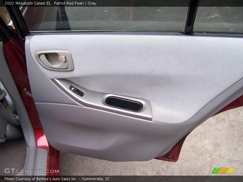 Patriot Red Pearl / Gray 2002 Mitsubishi Galant ES