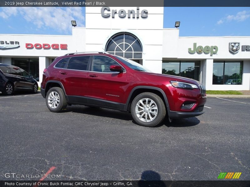 Velvet Red Pearl / Black 2019 Jeep Cherokee Latitude