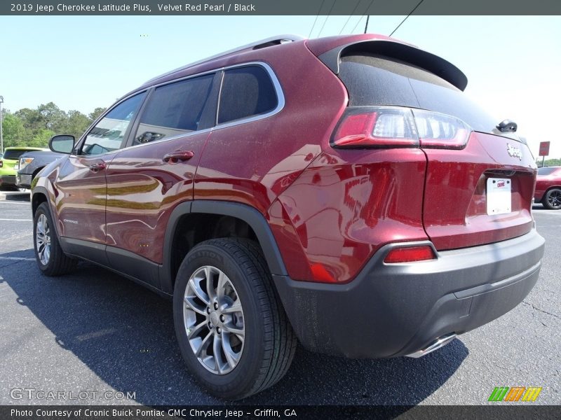 Velvet Red Pearl / Black 2019 Jeep Cherokee Latitude Plus