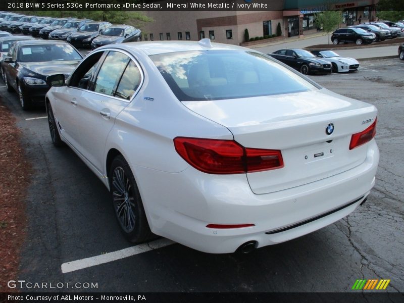 Mineral White Metallic / Ivory White 2018 BMW 5 Series 530e iPerfomance xDrive Sedan
