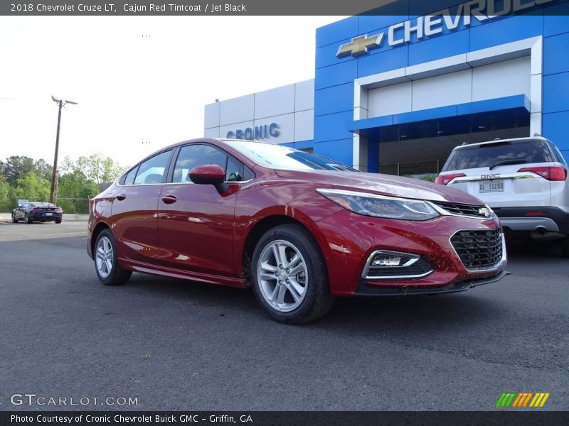 Cajun Red Tintcoat / Jet Black 2018 Chevrolet Cruze LT
