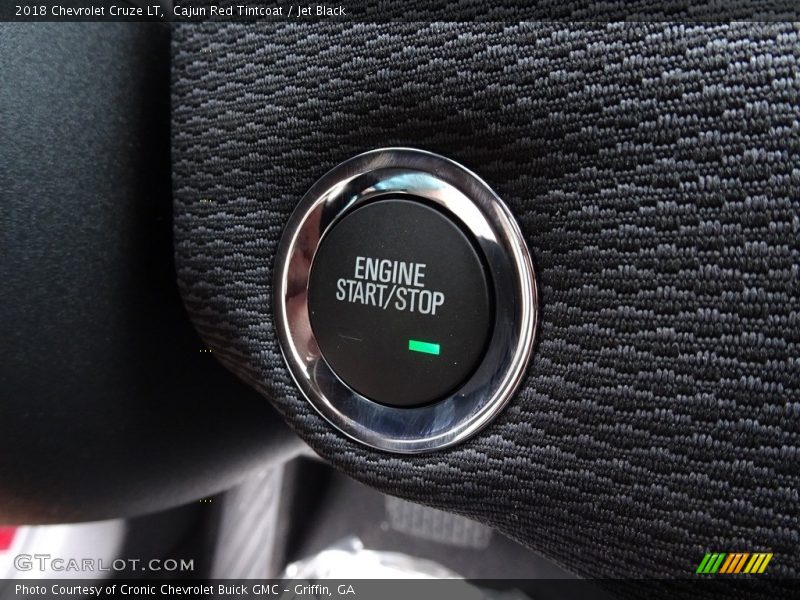Cajun Red Tintcoat / Jet Black 2018 Chevrolet Cruze LT