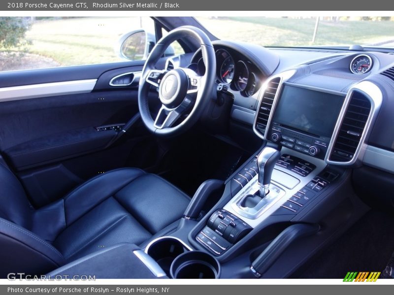 Rhodium Silver Metallic / Black 2018 Porsche Cayenne GTS