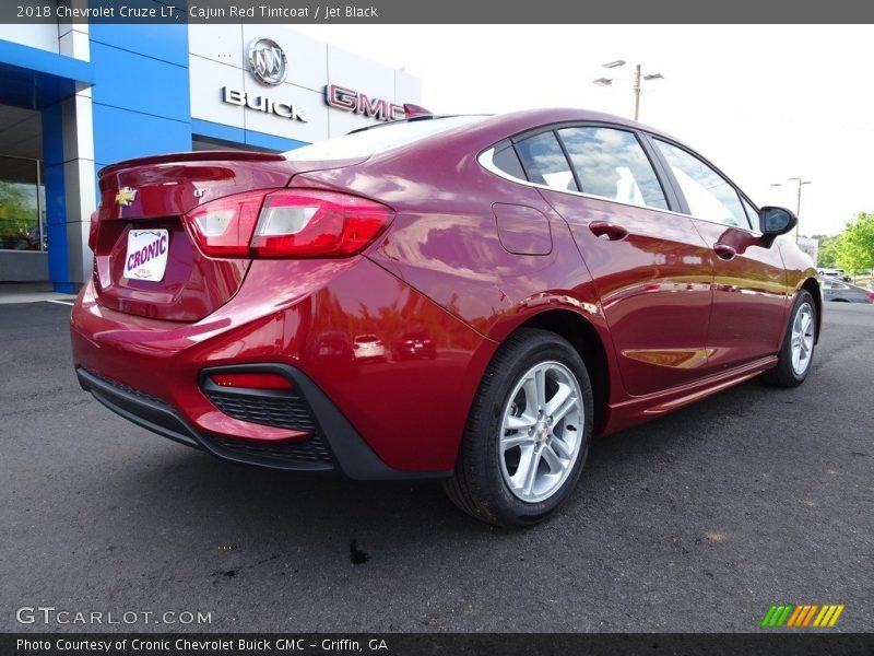 Cajun Red Tintcoat / Jet Black 2018 Chevrolet Cruze LT