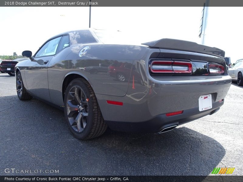 Destroyer Gray / Black 2018 Dodge Challenger SXT