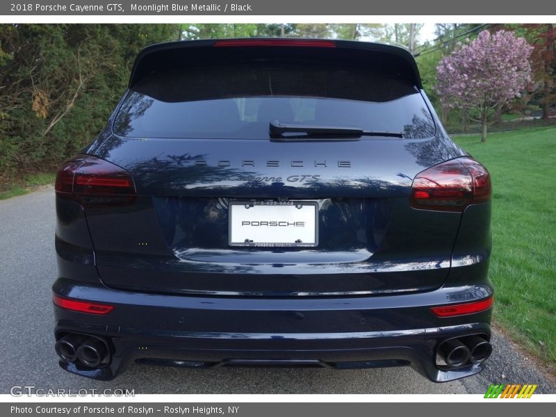 Moonlight Blue Metallic / Black 2018 Porsche Cayenne GTS