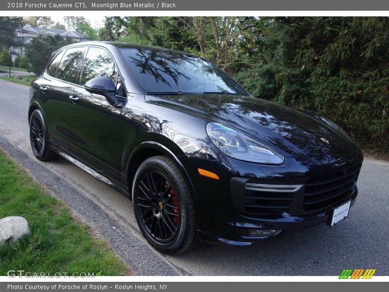 Front 3/4 View of 2018 Cayenne GTS