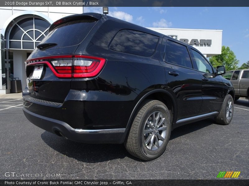 DB Black Crystal / Black 2018 Dodge Durango SXT
