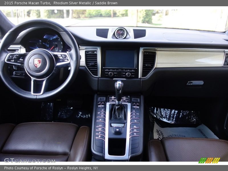 Dashboard of 2015 Macan Turbo