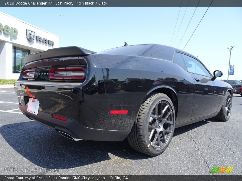 Pitch Black / Black 2018 Dodge Challenger R/T Scat Pack