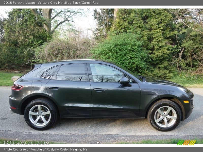  2018 Macan  Volcano Grey Metallic