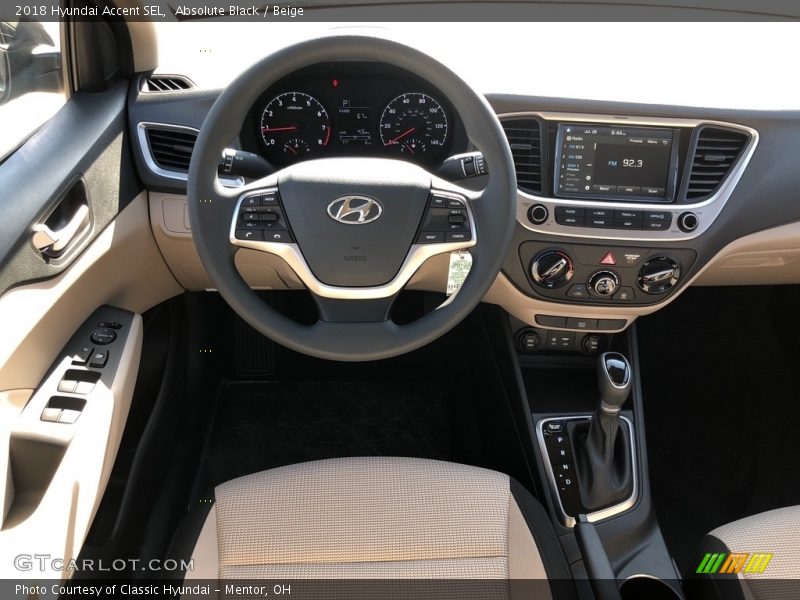 Absolute Black / Beige 2018 Hyundai Accent SEL