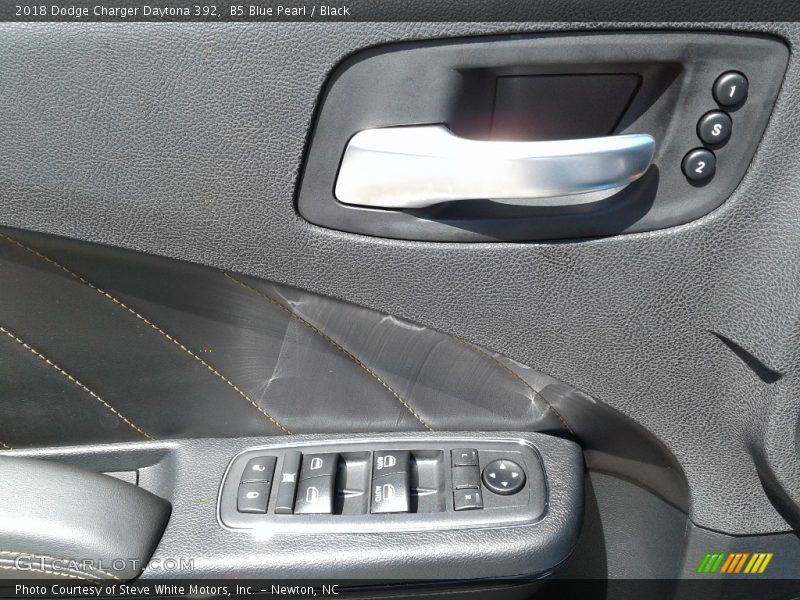 B5 Blue Pearl / Black 2018 Dodge Charger Daytona 392