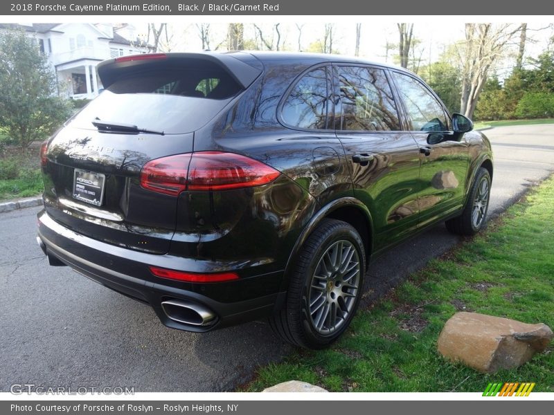 Black / Black/Garnet Red 2018 Porsche Cayenne Platinum Edition