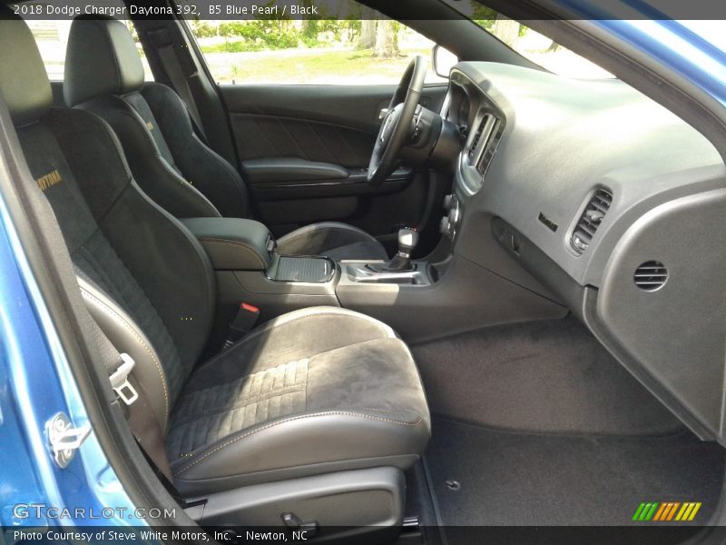 B5 Blue Pearl / Black 2018 Dodge Charger Daytona 392