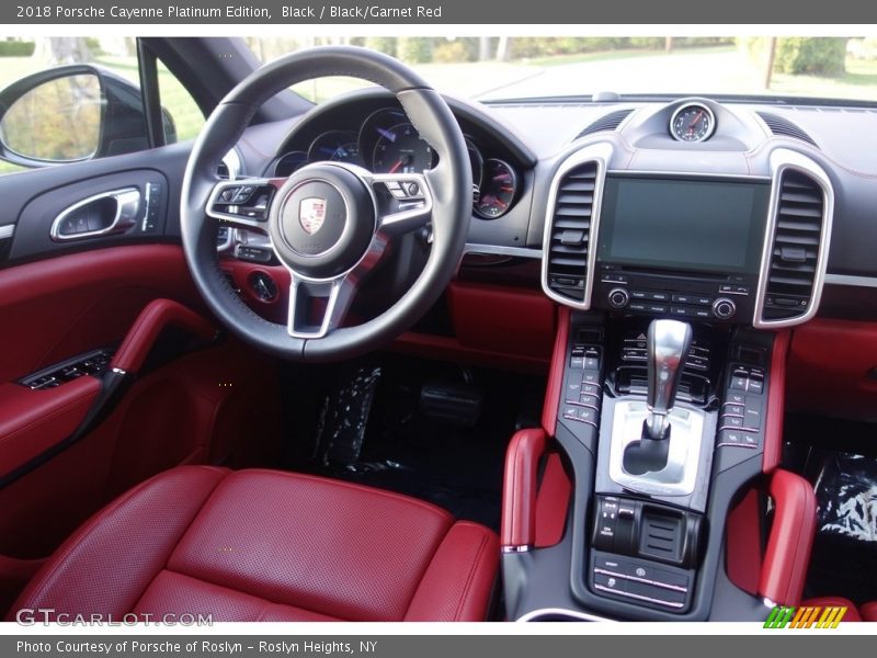 Dashboard of 2018 Cayenne Platinum Edition