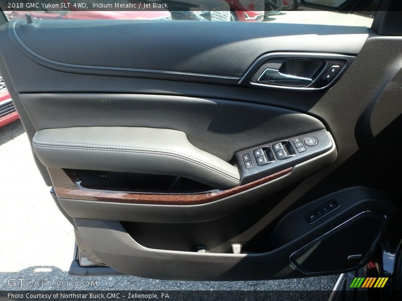 Iridium Metallic / Jet Black 2018 GMC Yukon SLT 4WD