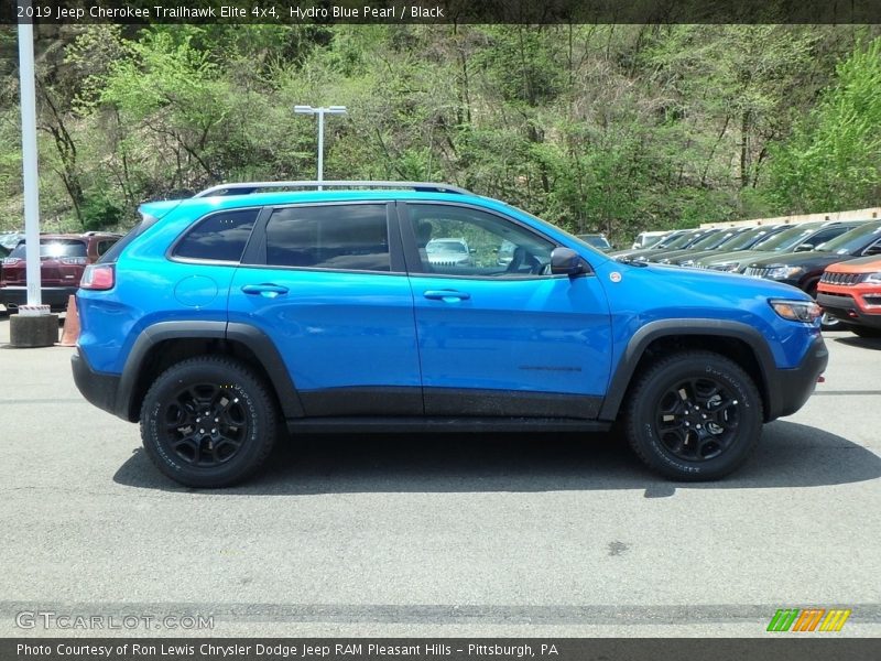 Hydro Blue Pearl / Black 2019 Jeep Cherokee Trailhawk Elite 4x4