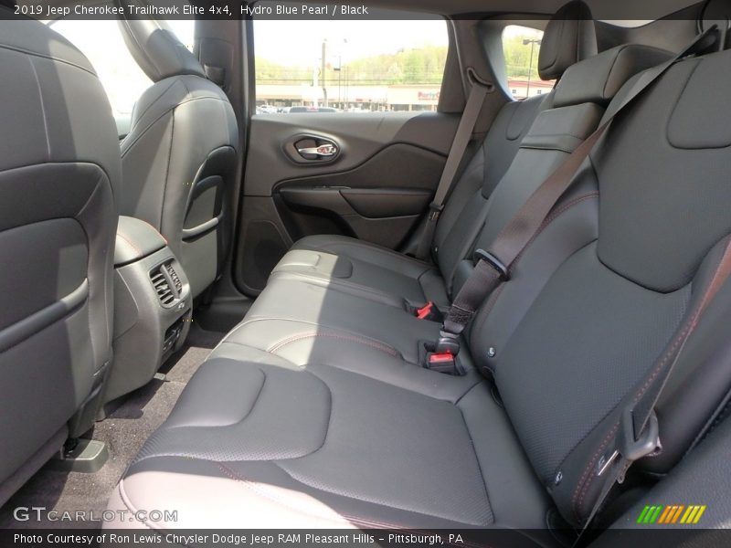 Hydro Blue Pearl / Black 2019 Jeep Cherokee Trailhawk Elite 4x4