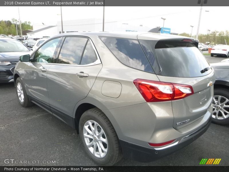 Pepperdust Metallic / Jet Black 2018 Chevrolet Equinox LT