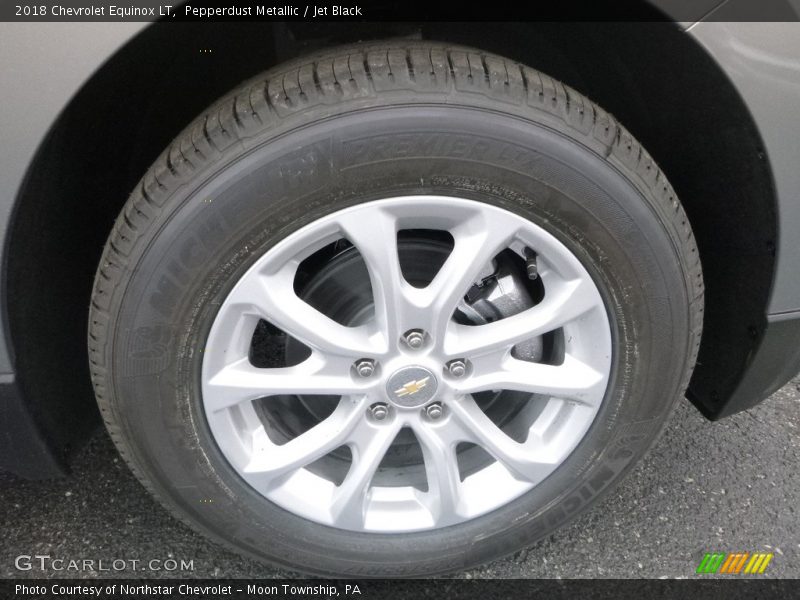 Pepperdust Metallic / Jet Black 2018 Chevrolet Equinox LT