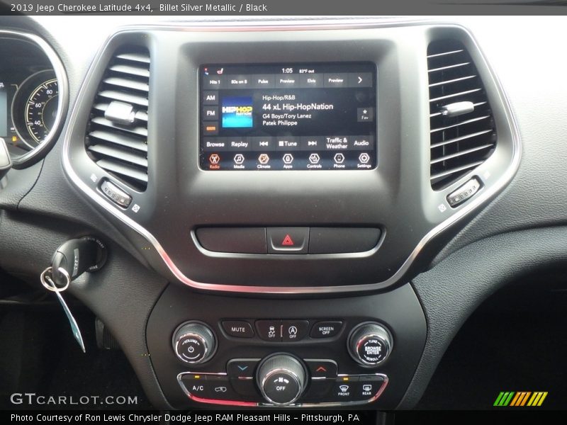 Billet Silver Metallic / Black 2019 Jeep Cherokee Latitude 4x4