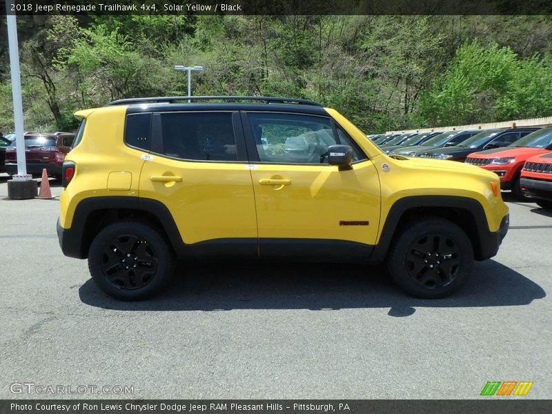 Solar Yellow / Black 2018 Jeep Renegade Trailhawk 4x4