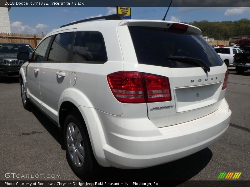 Vice White / Black 2018 Dodge Journey SE