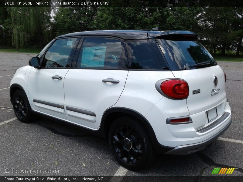 White (Bianco) / Dark Slate Gray 2018 Fiat 500L Trekking