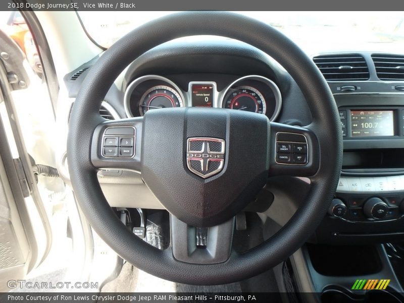 Vice White / Black 2018 Dodge Journey SE