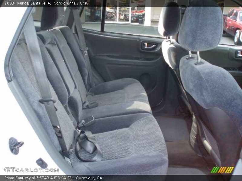 Nordic White / Gray 2003 Hyundai Santa Fe I4