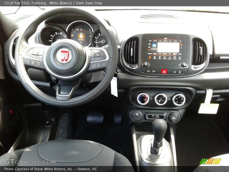 White (Bianco) / Dark Slate Gray 2018 Fiat 500L Trekking