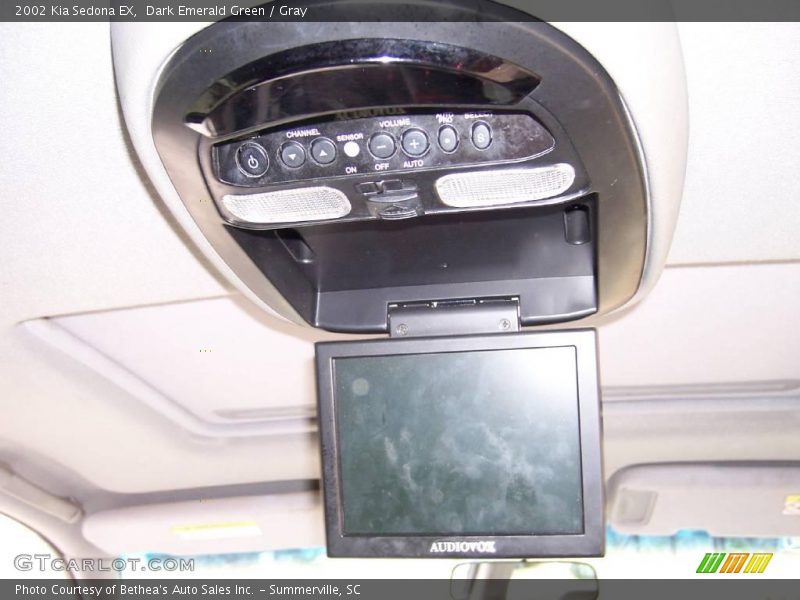 Dark Emerald Green / Gray 2002 Kia Sedona EX