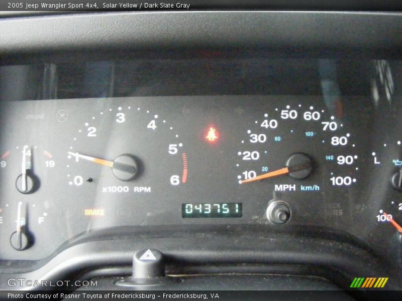 Solar Yellow / Dark Slate Gray 2005 Jeep Wrangler Sport 4x4