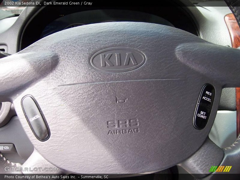 Dark Emerald Green / Gray 2002 Kia Sedona EX