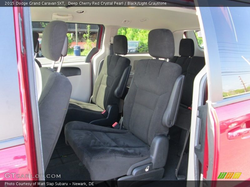 Deep Cherry Red Crystal Pearl / Black/Light Graystone 2015 Dodge Grand Caravan SXT